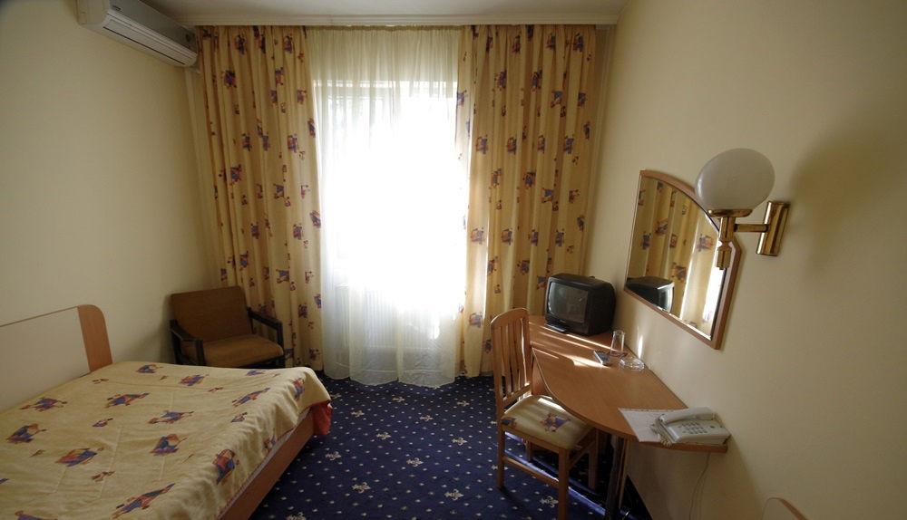 Balkan Hotel 3*
