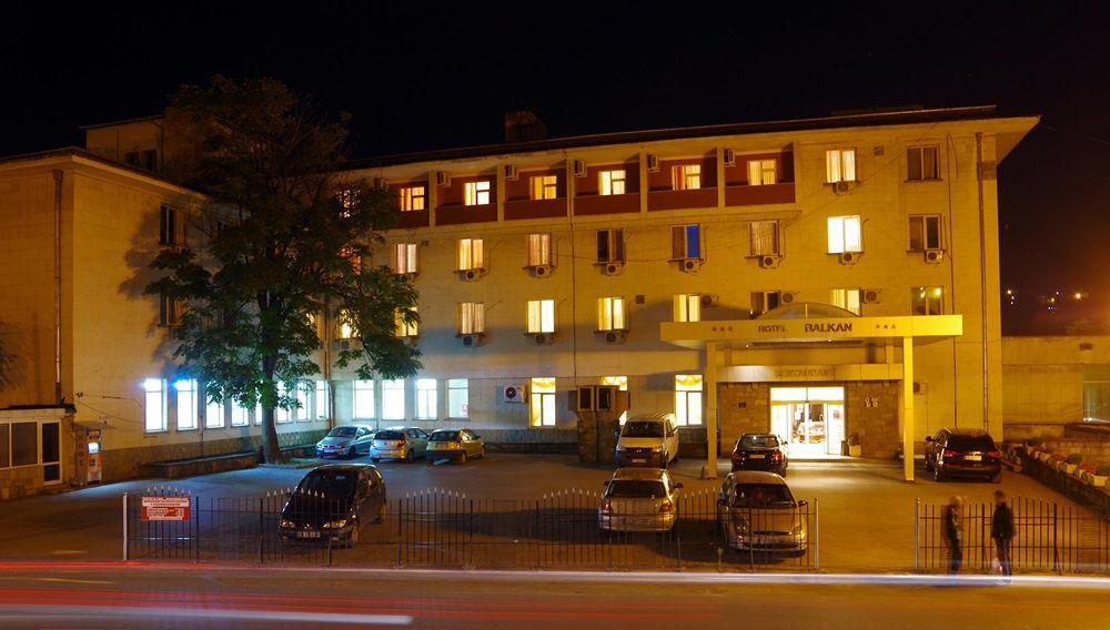 Balkan 3*